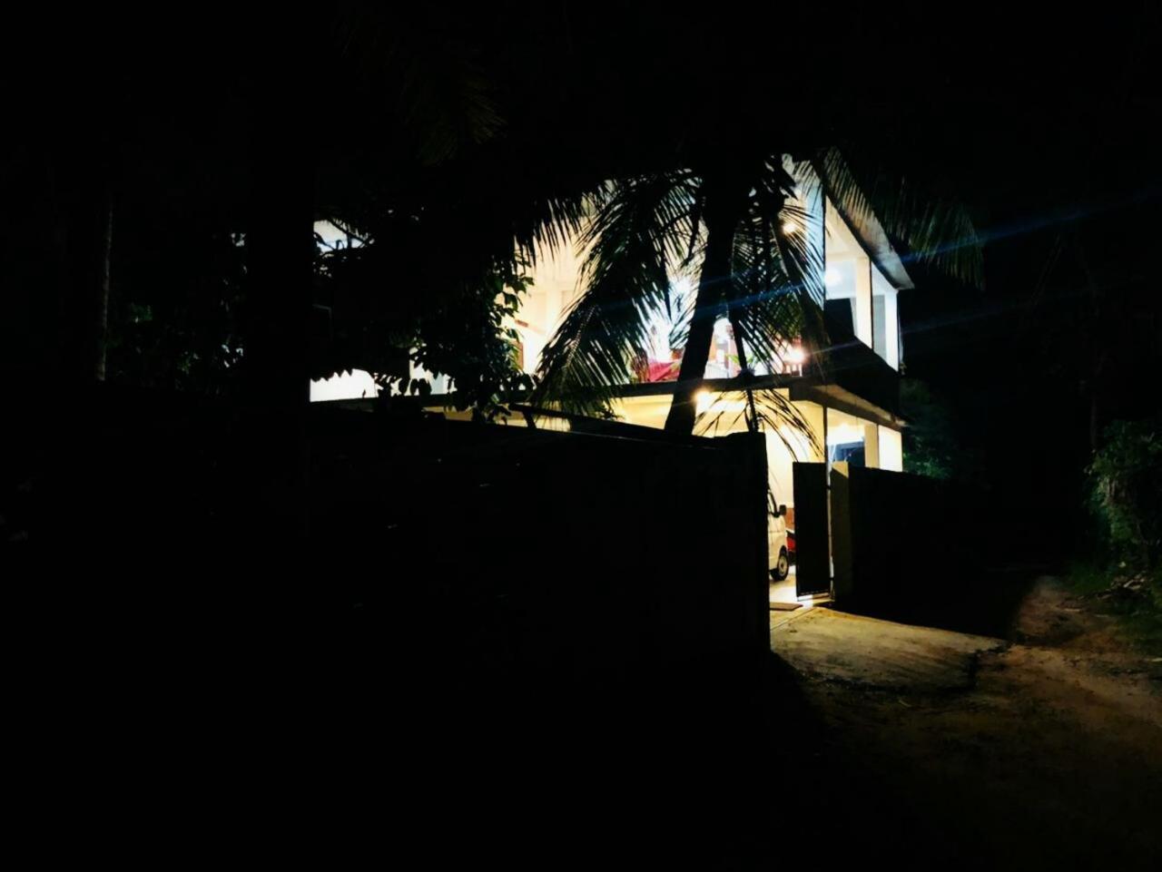 Mama'S Hostel Ahangama Εξωτερικό φωτογραφία